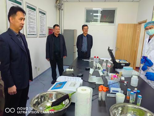 严把食品安全关 守护师生健康线 ——我校食堂农残检测室正式建成投用
